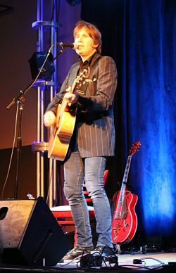 Justin Currie performs in Nashville